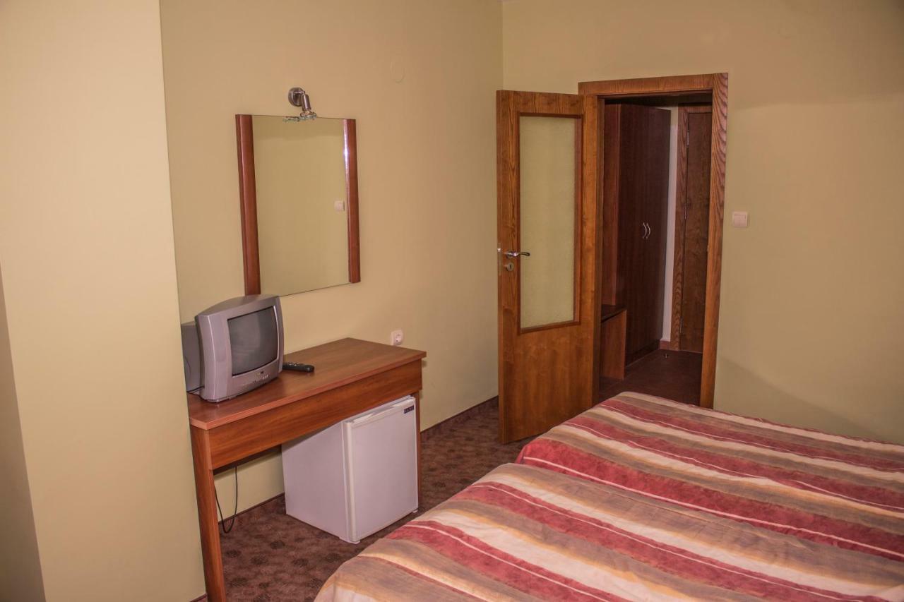 Стаи За Гости - Семейна Къща За Гости Ивел Bansko Exterior foto
